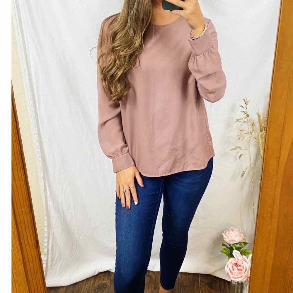 Pink shirt